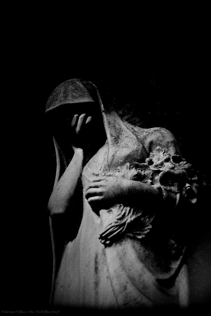 Sorrow - Père Lachaise 2011 - 10/2011